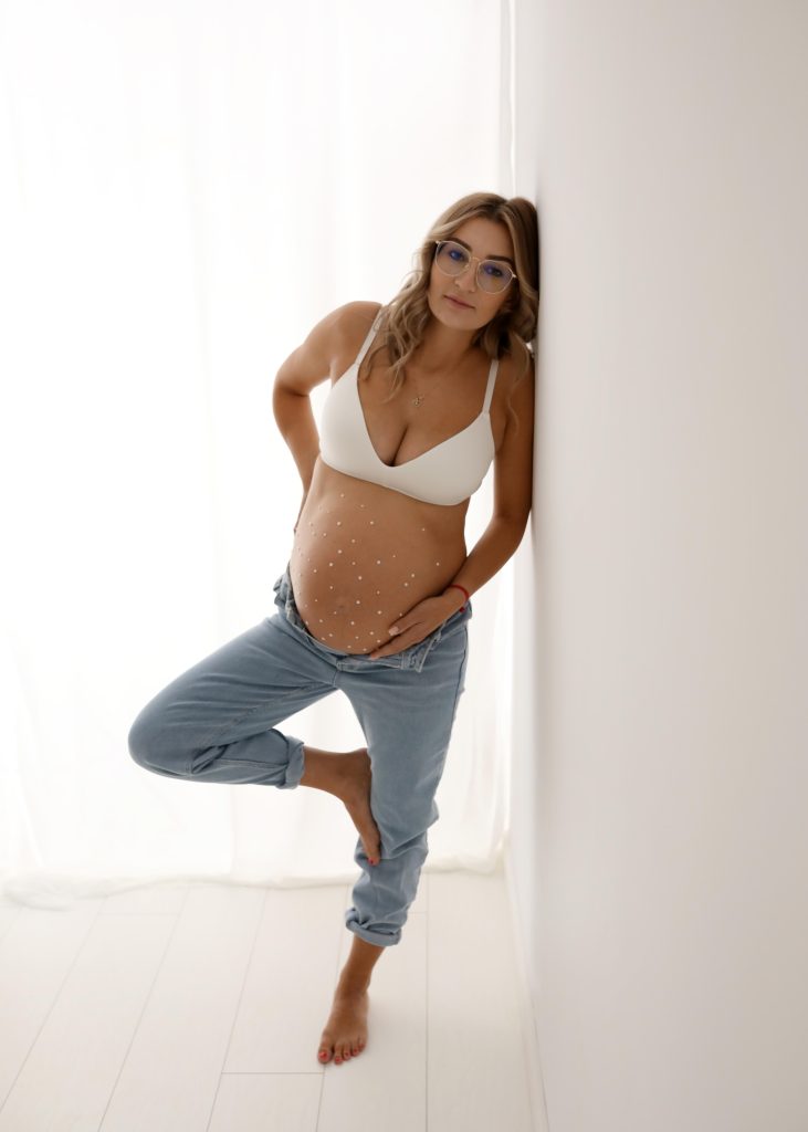 sesja ciążowa Fashion Poznań studio